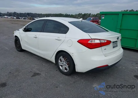 2016 Kia Forte Lx z USA, uszkodzony, nr VIN KNAFK4A69G5438847